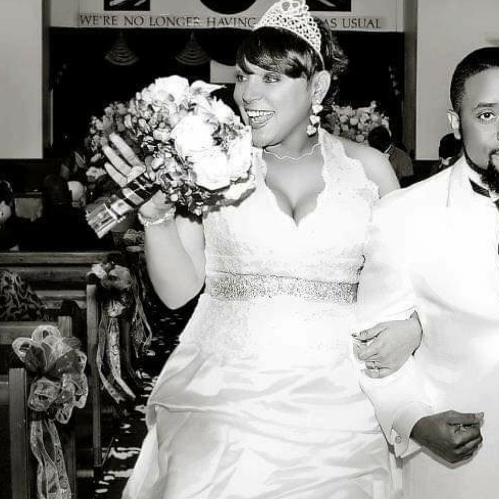 Wedding dress and jewelry